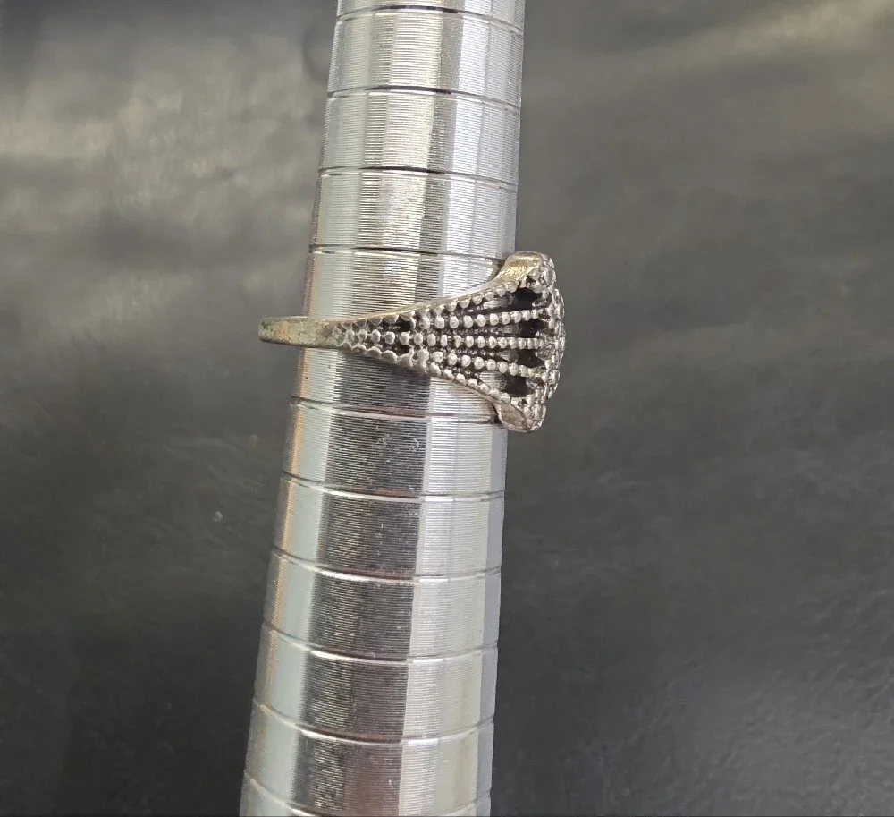 Silver-Tone Shell Motif Adjustable Ring